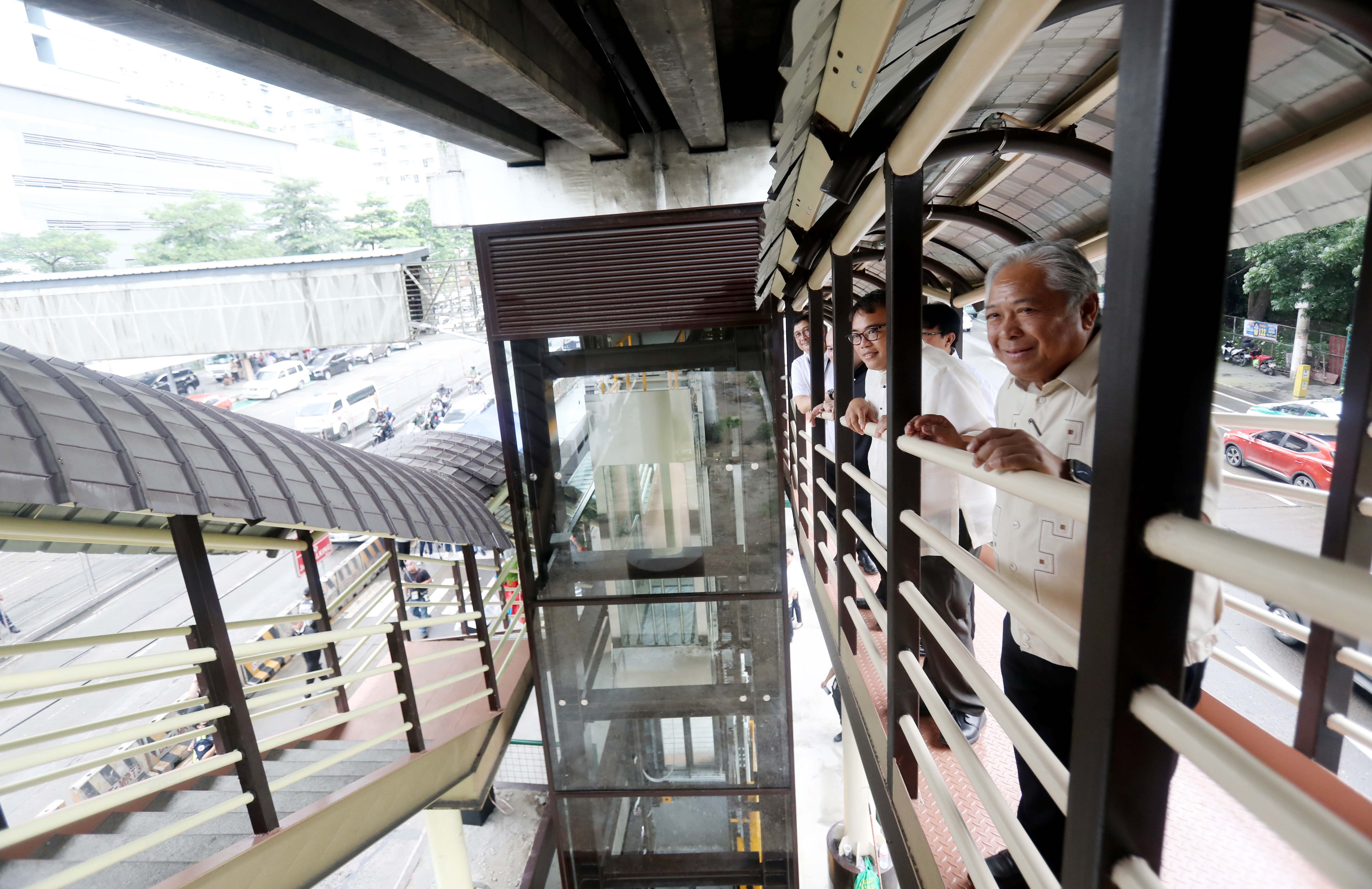 EDSA Busway station boost sought

